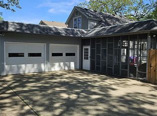 102 E Porter St, Oglesby, IL 61348