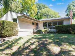 2 Crescent Rd, Burlington, VT 05401