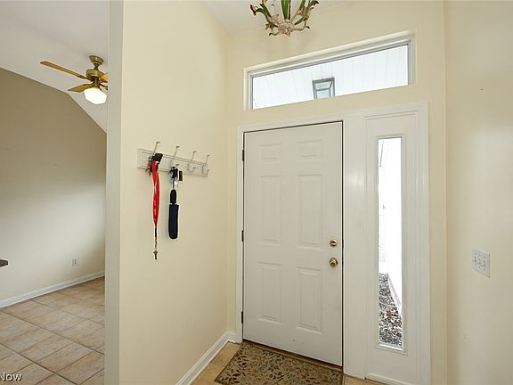 3rd image of 5780 Emerald Ridge Pkwy