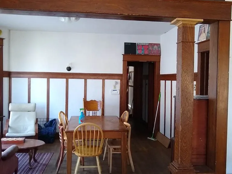 209 Ontario St #1 — Photo 2