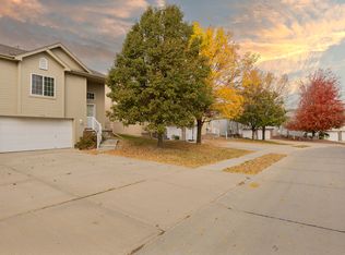 5158 N 155th Ave, Omaha, NE 68116