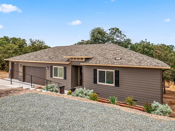 2nd image of 488 Woodgate Rd