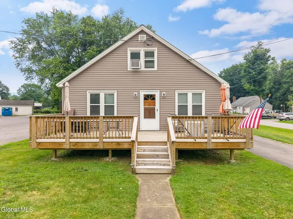 189 Church Street, Howes Cave, NY 12092