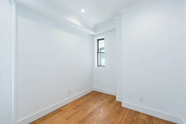 Rented by Nooklyn NYC LLC | media 48