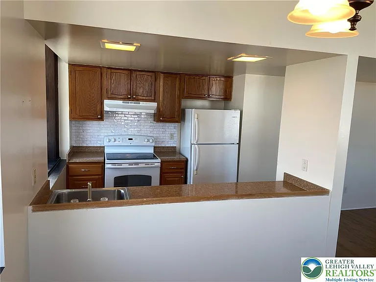 1236 Washington St #305 — Photo 8