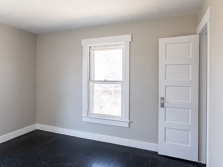 2141 Philadelphia Dr — Photo 26