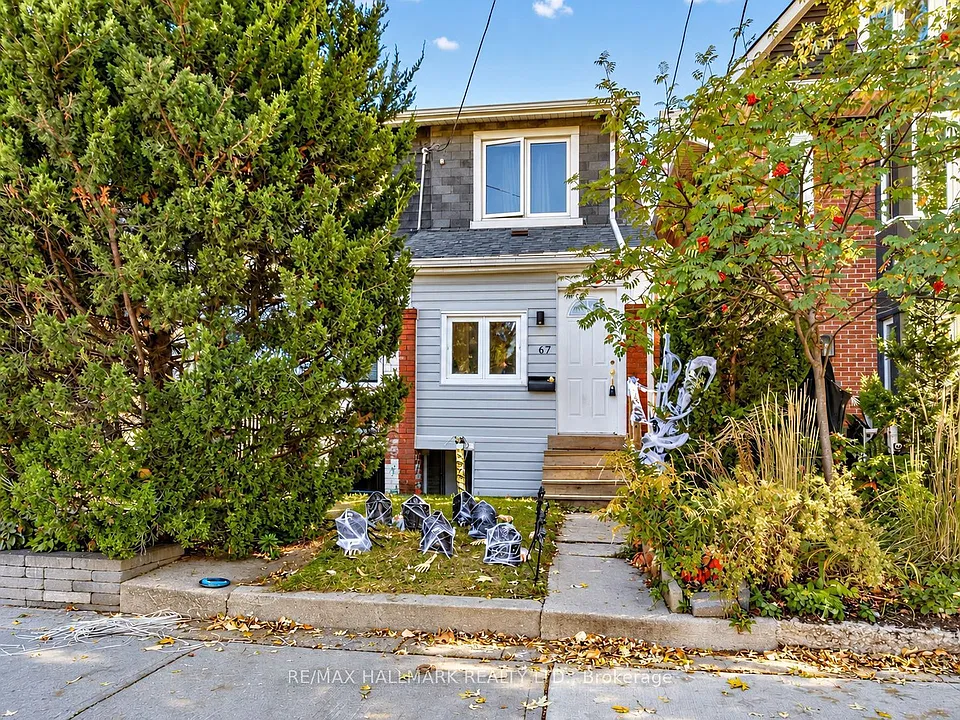 67 Amroth Ave