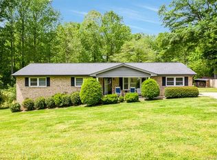 4305 Farmbrook Rd, Gastonia, NC 28056
