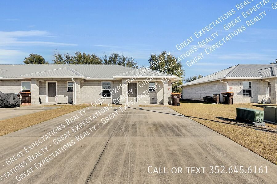 1st image of 10583 SE 67th Ct