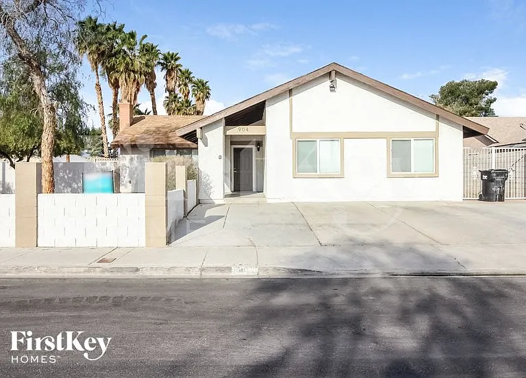 904 Shadow Mountain Pl — Photo 1