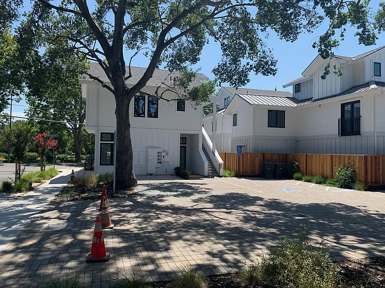 4795 Augustine St #3 — Photo 3