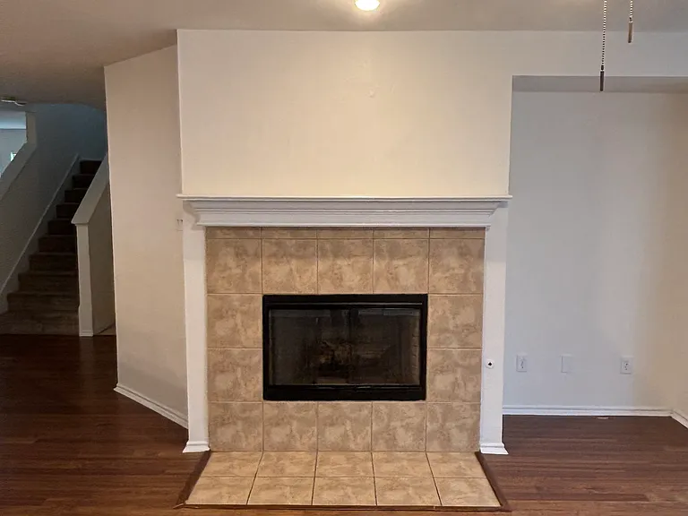 1327 Falcon Holw — Photo 15
