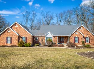 3816 Rooster Ridge Ln, Defiance, MO 63341