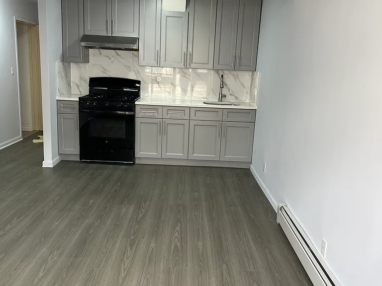 11129 44th Ave #1 — Photo 3