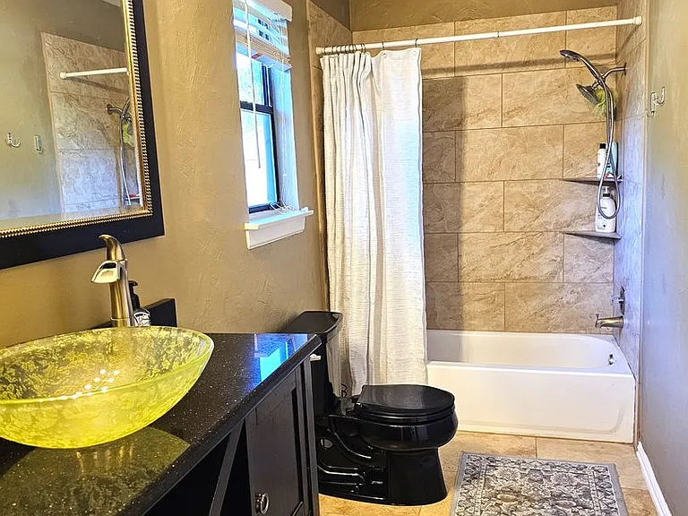 3926 White Oak Ct — Photo 13