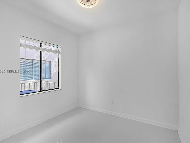 7551 SW 187th St — Photo 32