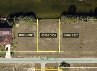 915 NW 24th Ter, Cape Coral, FL 33993