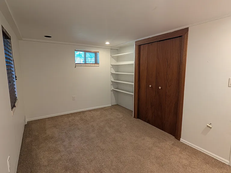 525 N Clayton St #B — Photo 12