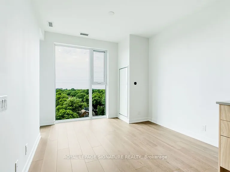 1660 Bloor St W #1204 — Photo 14