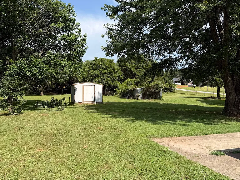 8700 S Westminster Rd — Photo 36