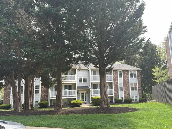 303 Palmspring Dr, Gaithersburg, MD 20878