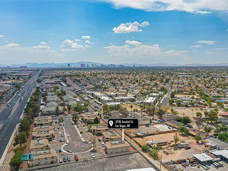3720 Snorkel Cir #D — Photo 23