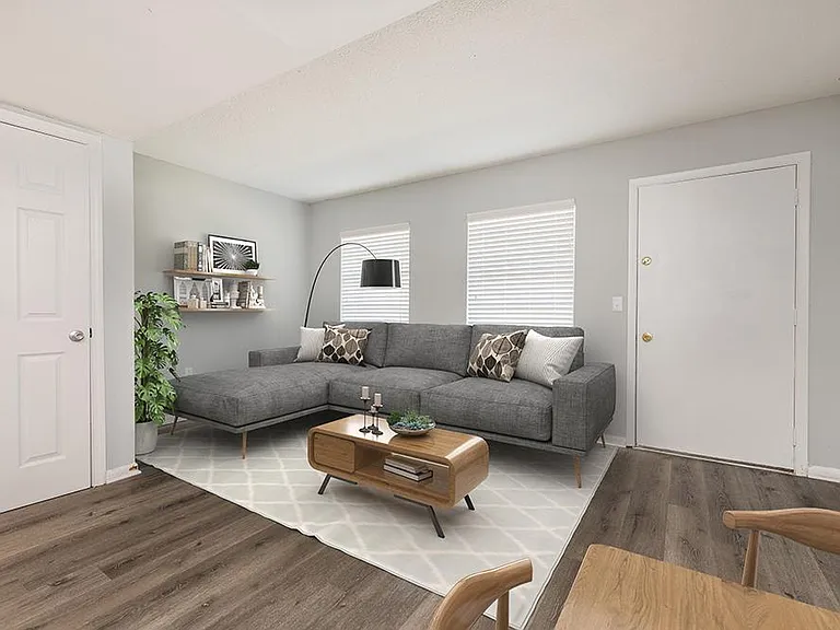 Carolina Breeze Apartments — Photo 24