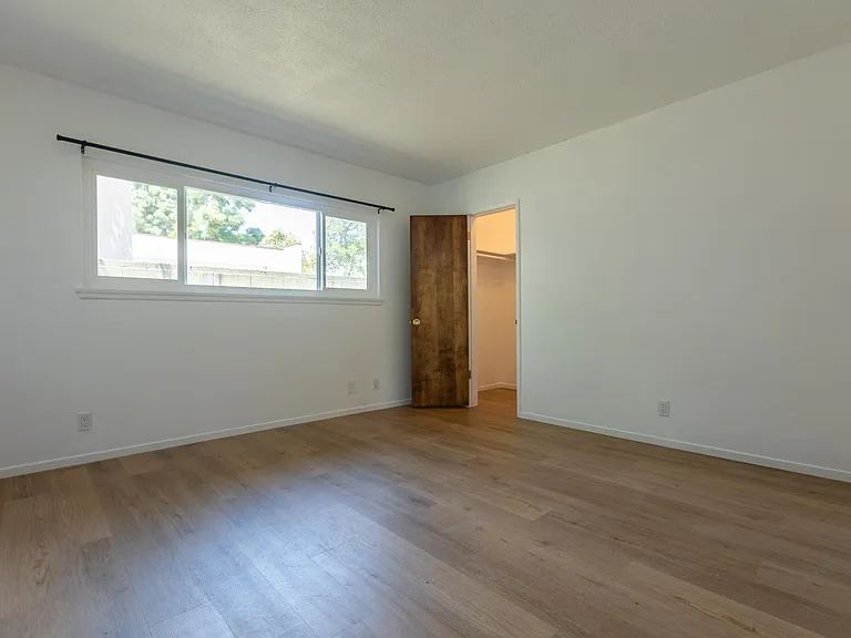 1855 Alpha St — Photo 19
