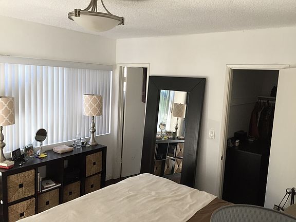 Master Bedroom/Walk in Closet