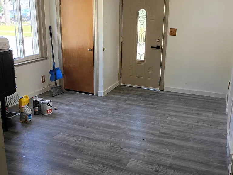613 Williams St — Photo 2