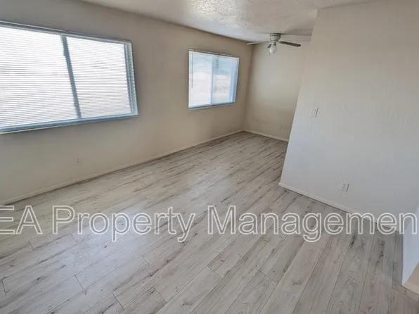812 Chelwood Park Blvd NE, Albuquerque, NM 87123