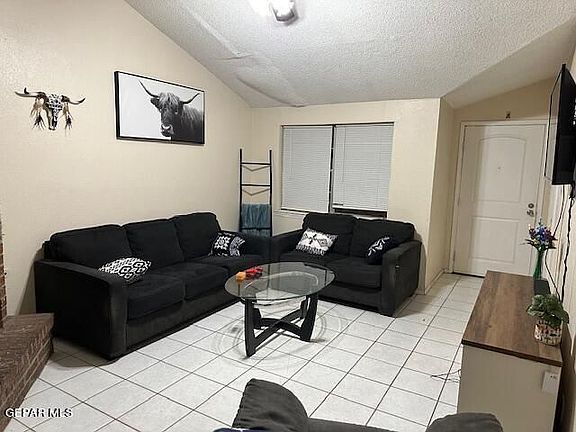 3rd image of 10910 Delafield Dr