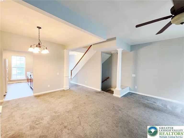 8513 Gateway Rd — Photo 14