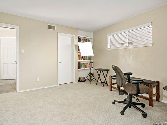 4th image of 4107 Medical Dr #6201