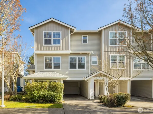 6895 Holly Park Drive S, Seattle, WA 98118
