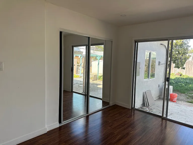 150 E 12th St #1 — Photo 13