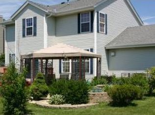 2607 S Sterling Cir, East Troy, WI 53120