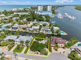 21570 Madera Rd, Fort Myers Beach, FL 33931