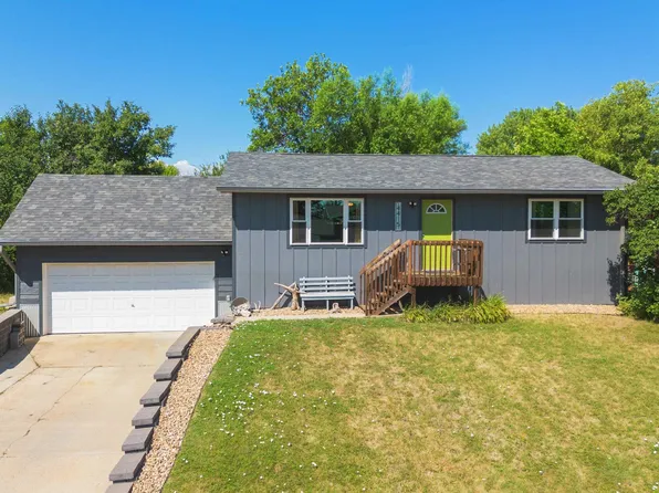 4415 Patriot Ln, Rapid City, SD 57701