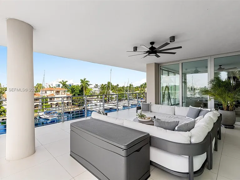 133 Isle Of Venice Dr #4B — Photo 38