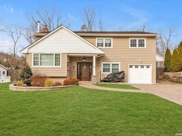 326 Hubbs Avenue, Hauppauge, NY 11788