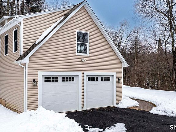 5th image of 429 Lakeside Road