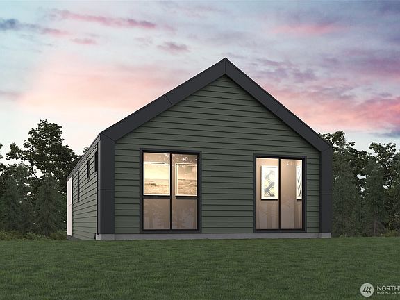 2nd image of 4046 Aberdeen Way NE