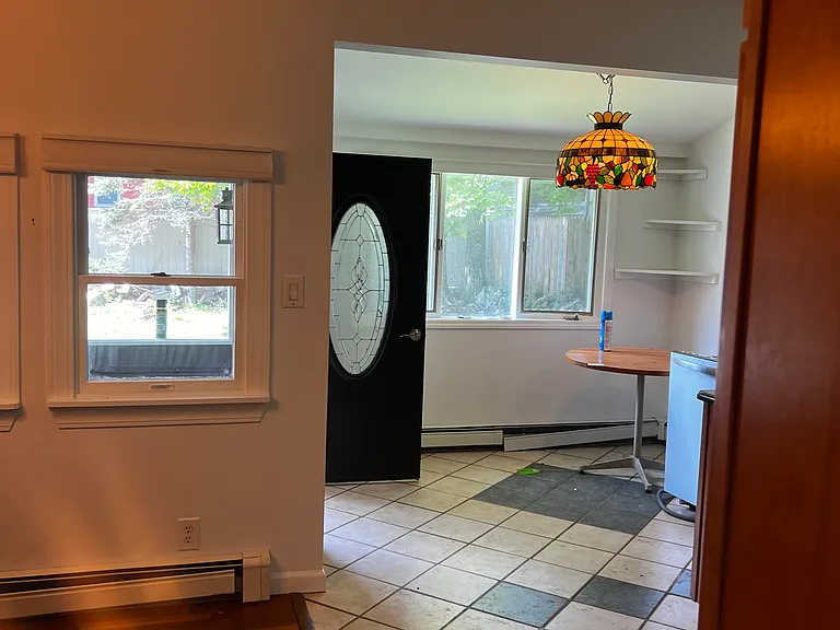 60 Pine St — Photo 2