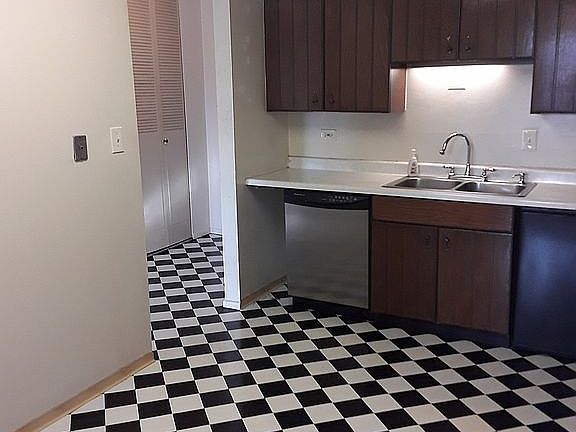 5th image of 2423 N Kennicott Dr Unit 4A