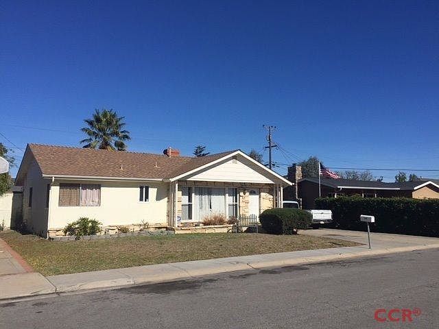 2nd image of 926 Sandalwood Ave