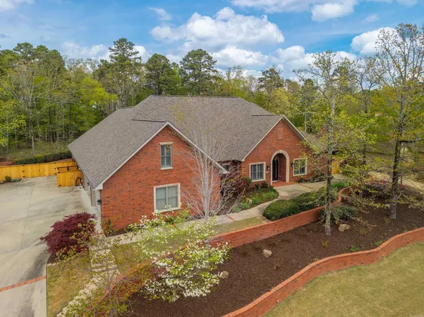 201 Dellmere Dr, Hot Springs, AR 71913