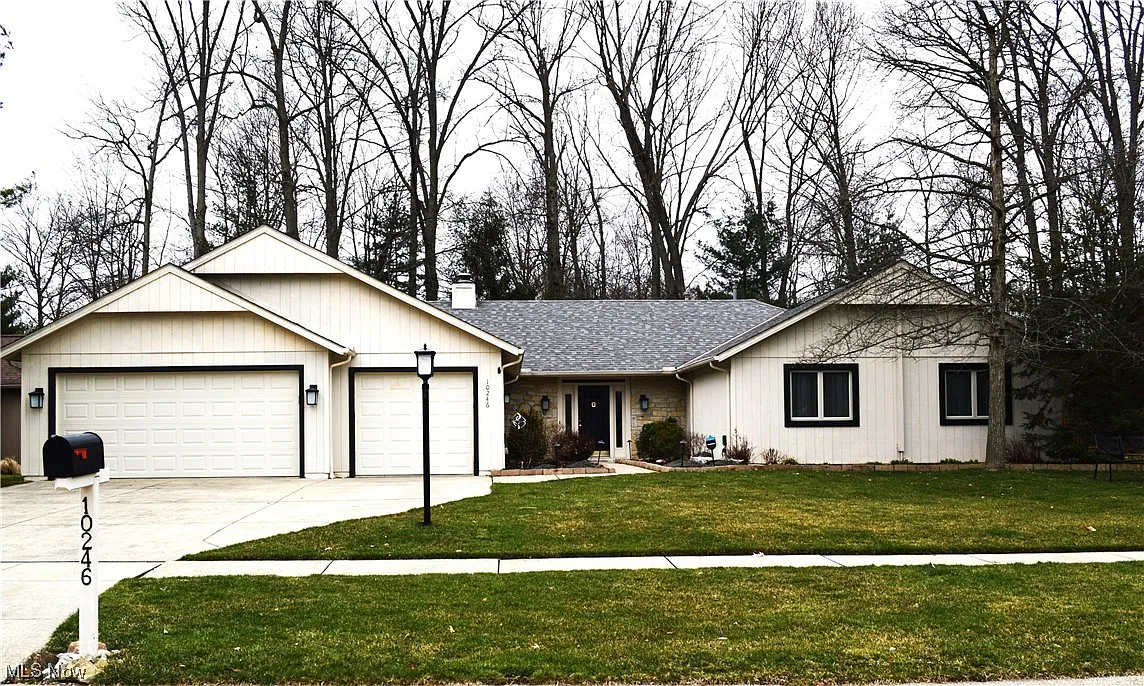 10246 Pine Needle Trl photo 1