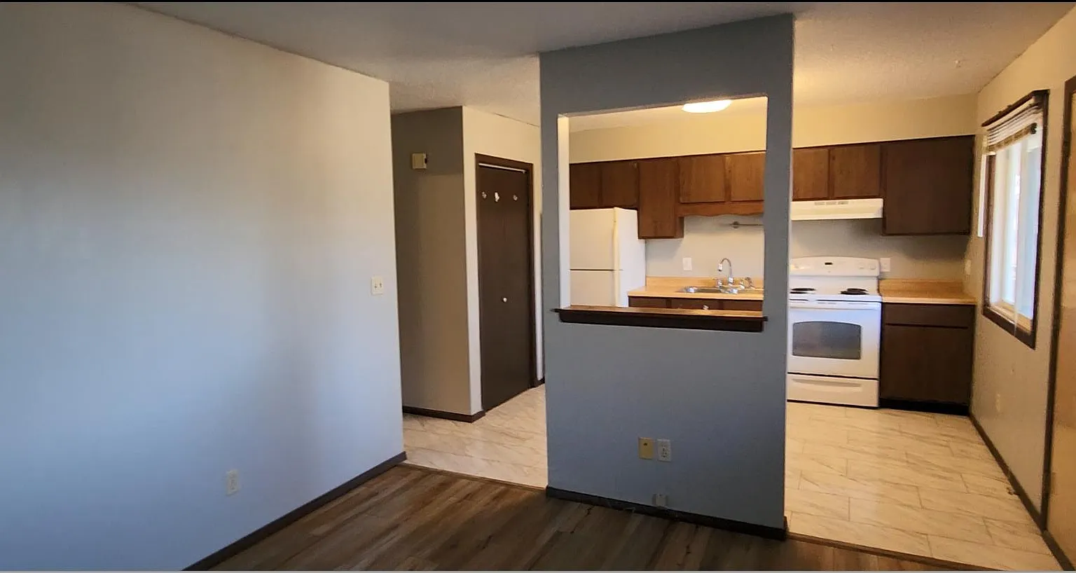 515 Dewey Avenue - 5 — Photo 1