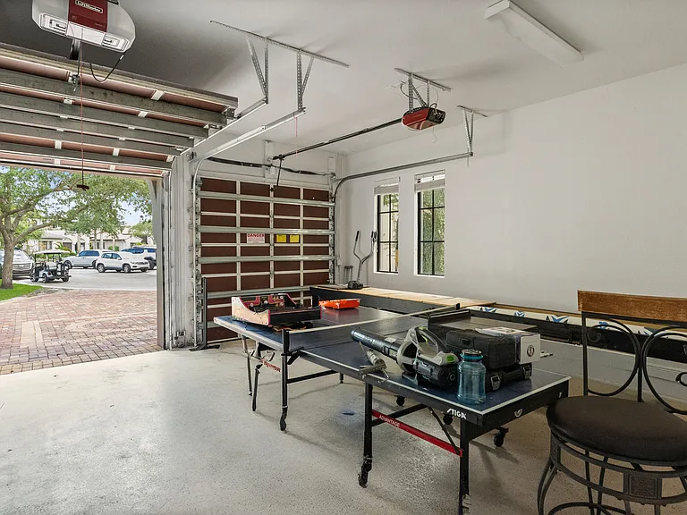 9521 Eden Mnr — Photo 65